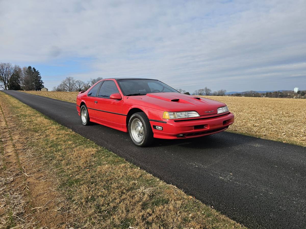 Ford-Thunderbird-super-coupe-1992-red-133575