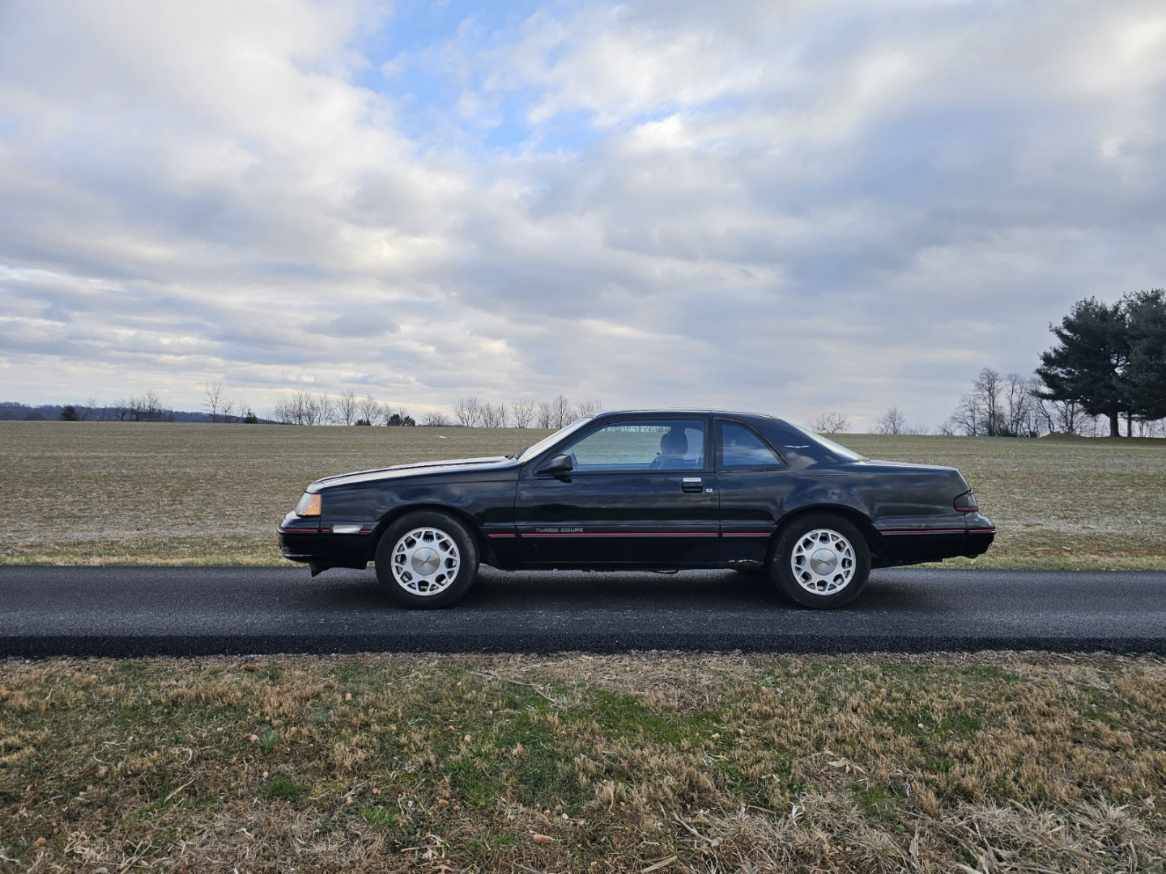 Ford-Thunderbird-turbo-coupe-1987-black-212433-1