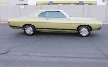 Ford-Torino-Coupe-1968-Gold-Black-98914-1