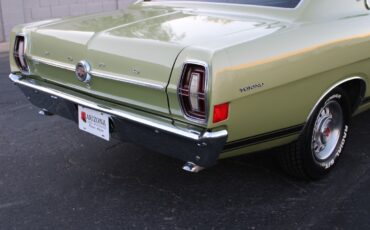 Ford-Torino-Coupe-1968-Gold-Black-98914-3