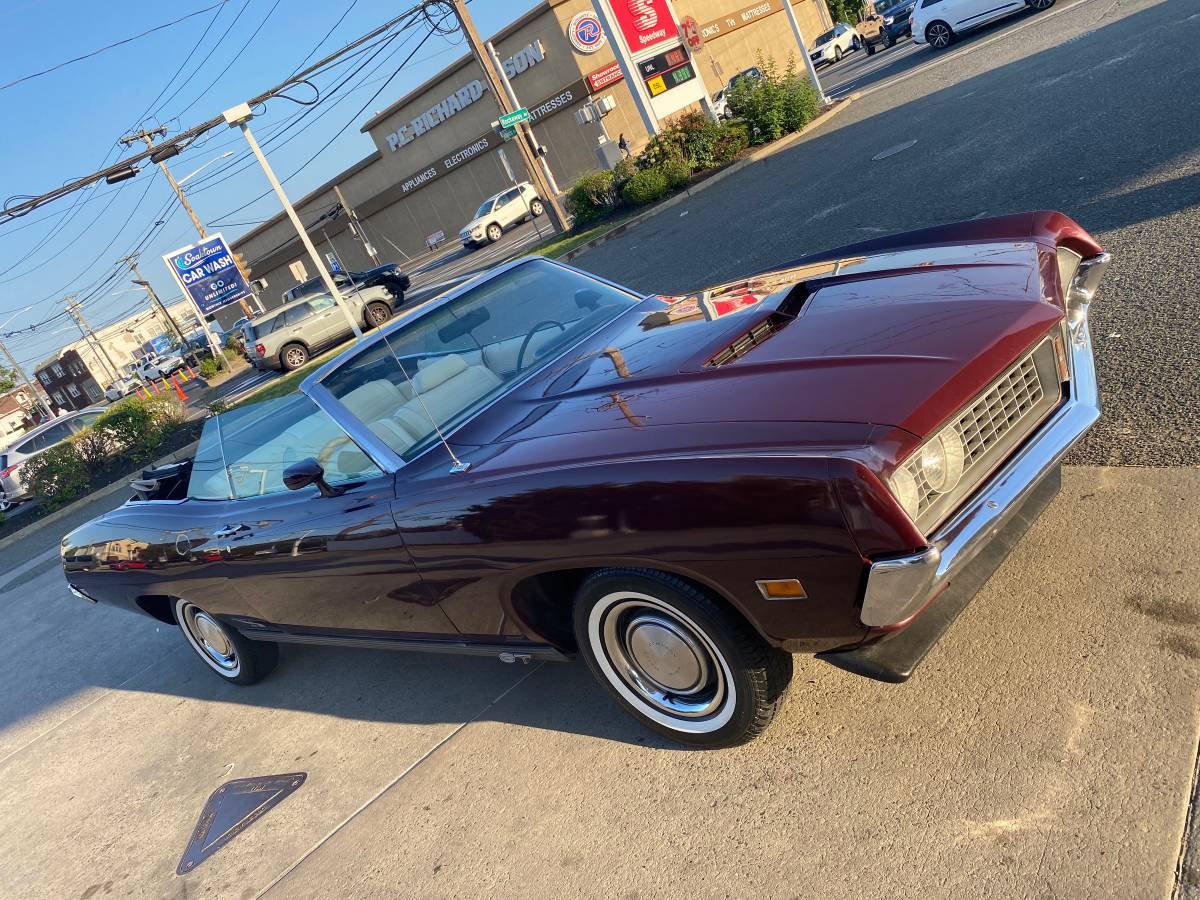 Ford-Torino-gt-convertible-1971-purple-114263-2