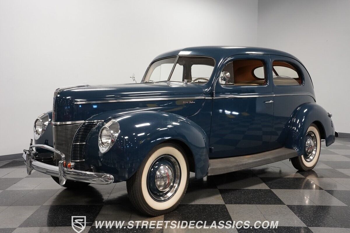 Ford-Tudor-Coupe-1940-Blue-Beige-0-5