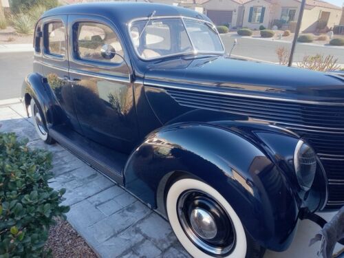 Ford-V-8-Berline-1938-Blue-75156-2