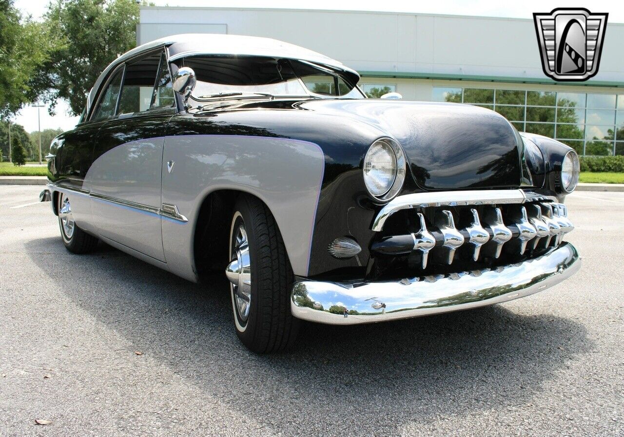 Ford-Victoria-Coupe-1951-Black-Black-62114-9