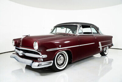 Ford-Victoria-Coupe-1953-Burgundy-Black-2483-6