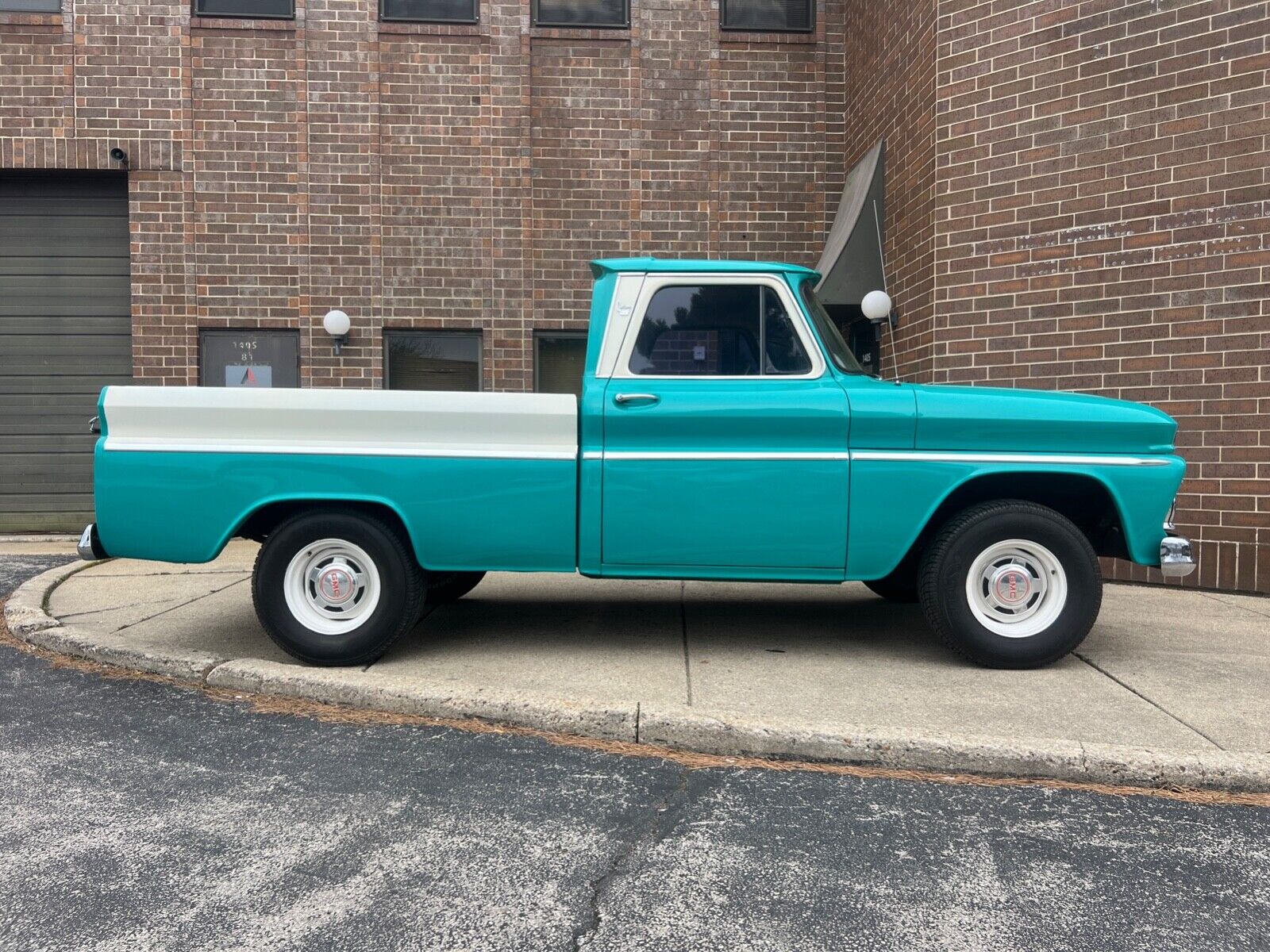 GMC-1000-1965-Turquoise-Champagne-78237-10