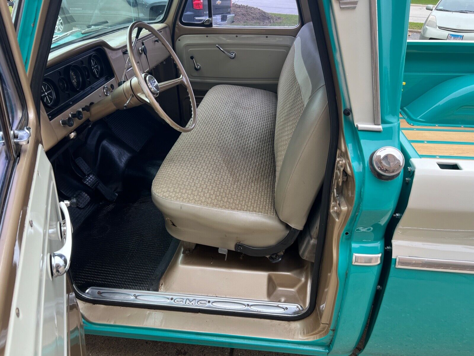 GMC-1000-1965-Turquoise-Champagne-78237-19