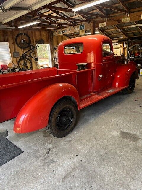 GMC-34-Ton-Pickup-Truck-Vintage-Coupe-1947-Red-Red-161-5