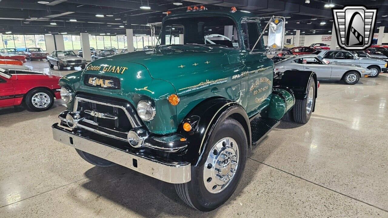 GMC-630-Cabriolet-1957-Green-Black-142018-2