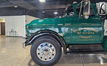 GMC-630-Cabriolet-1957-Green-Black-142018-7