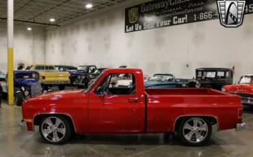 GMC-C-K-Pickup-1986-Red-Black-49729-2