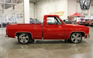 GMC-C-K-Pickup-1986-Red-Black-49729-6