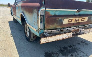 GMC-C10-1967-Turquoise-Silver-99999-10