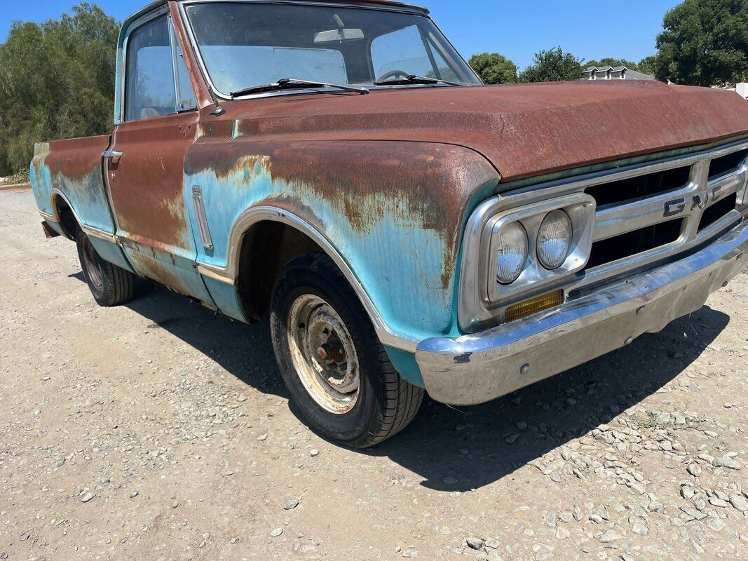 GMC-C10-1967-Turquoise-Silver-99999-6