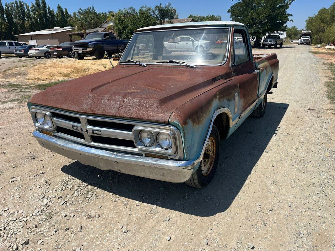 GMC-C10-1967-Turquoise-Silver-99999-7