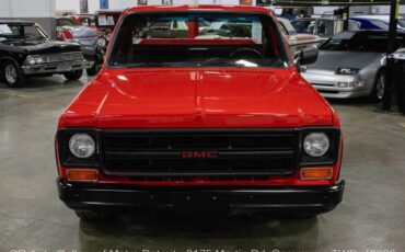 GMC-C10-1975-Red-Black-109-10