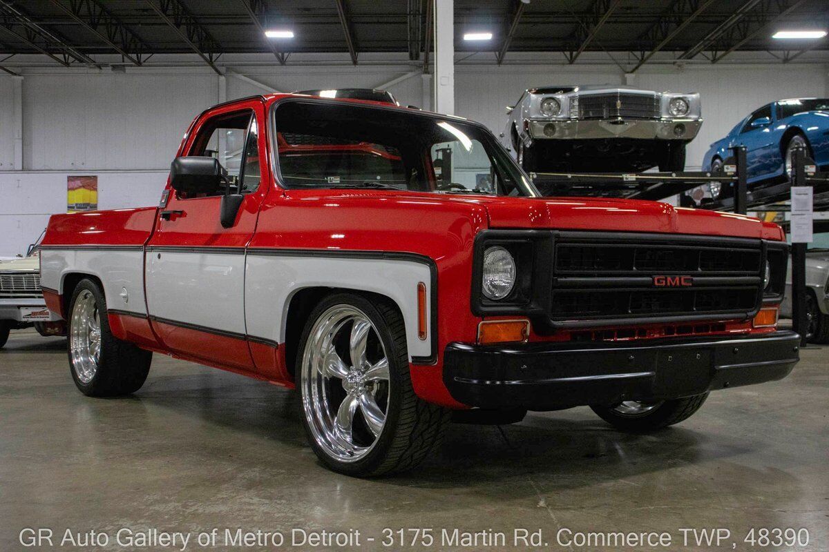 GMC-C10-1975-Red-Black-109-9