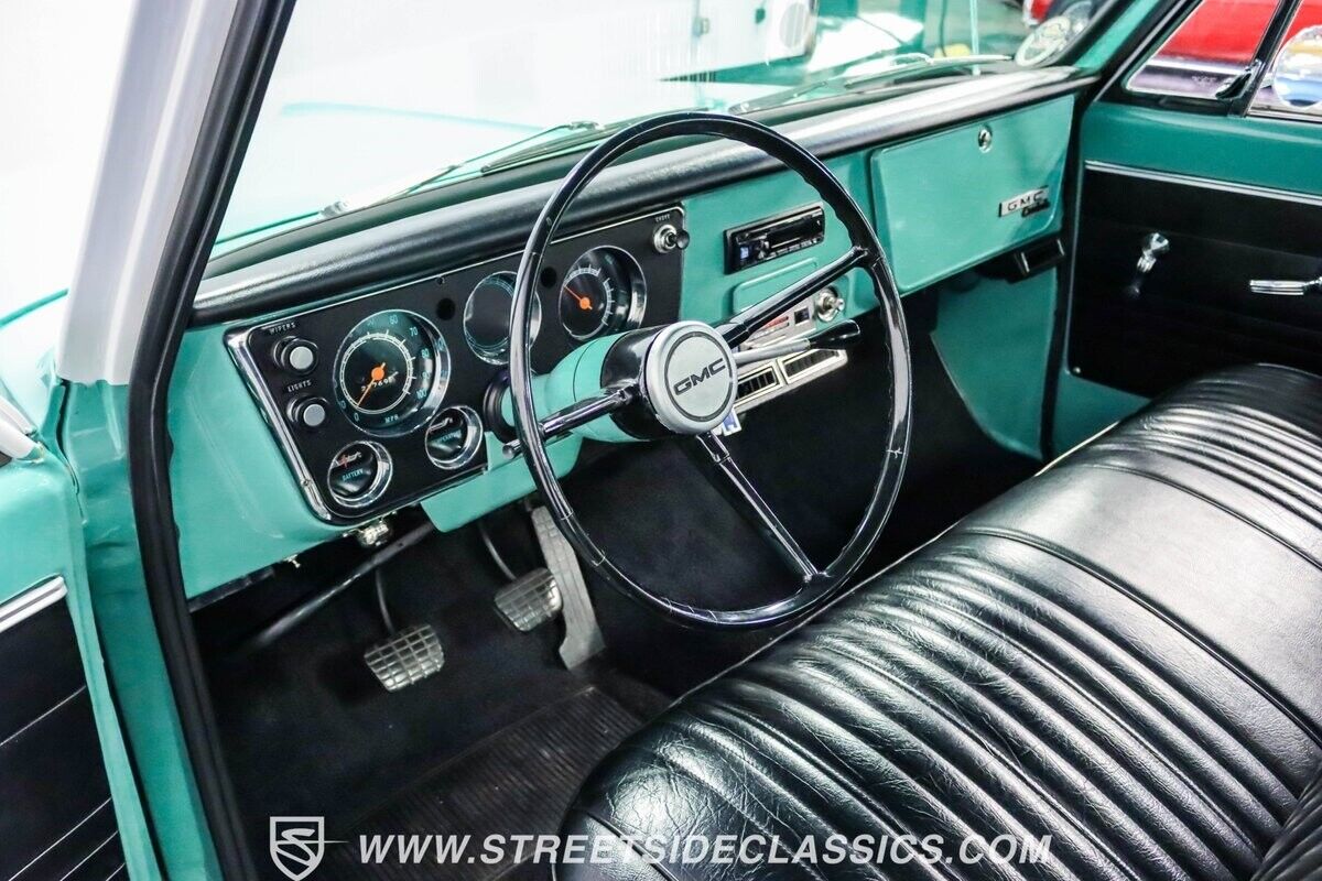 GMC-C10-Pickup-1968-Green-Black-36642-4