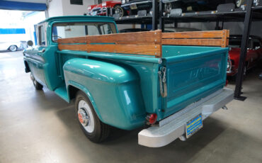 GMC-C15-Pickup-1963-Green-Tan-113781-7