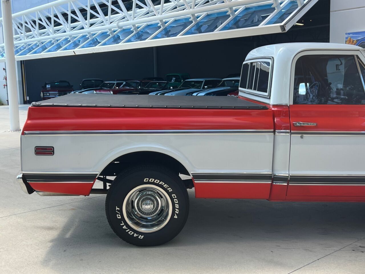 GMC-CK-1500-Series-Pickup-1970-Orange-Black-90553-5