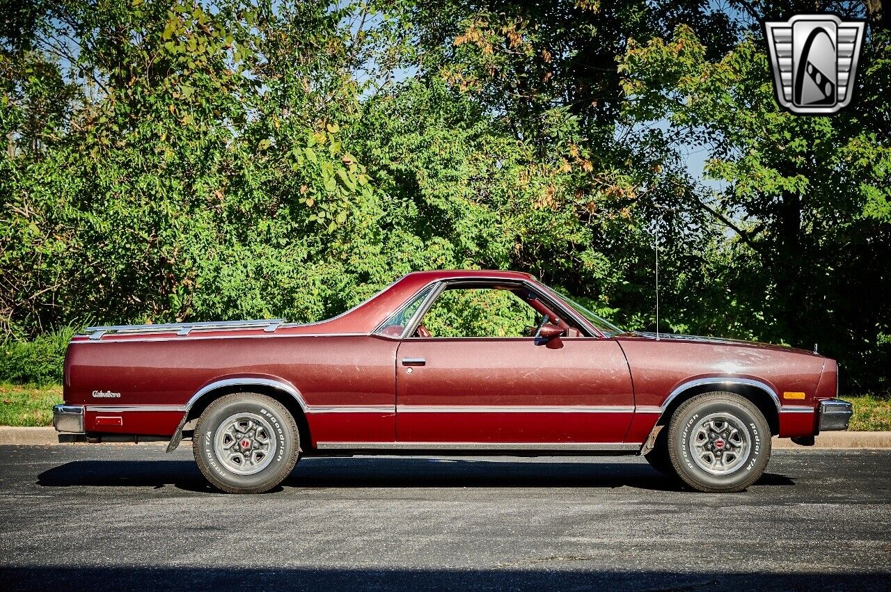 GMC-Caballero-1984-Maroon-Maroon-7532-7