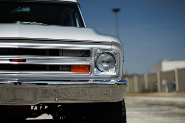 GMC-Jimmy-SUV-1971-Silver-Black-1790-26