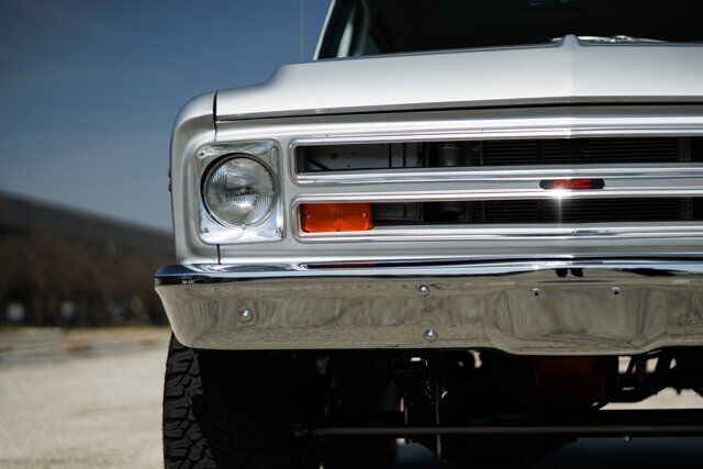 GMC-Jimmy-SUV-1971-Silver-Black-1790-27