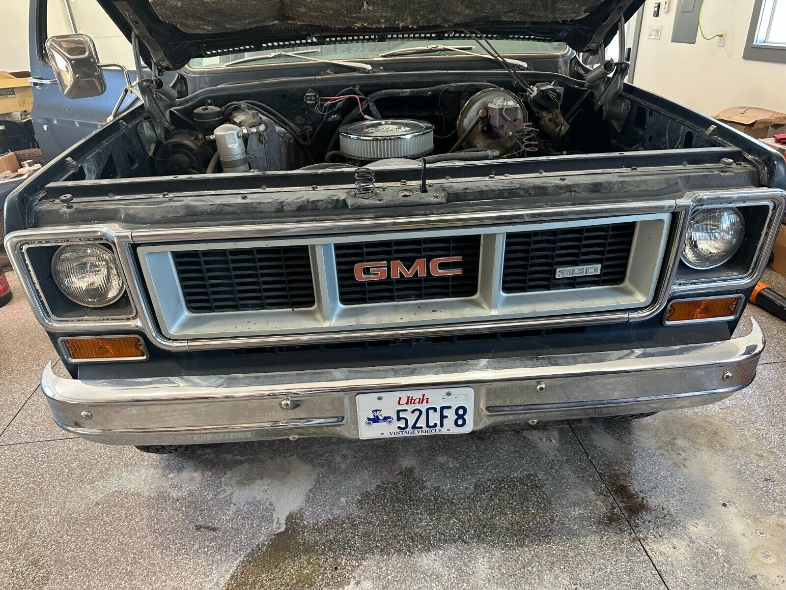 GMC-K10-Pickup-1974-Black-Gray-5663-11