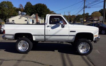 GMC-Pickup-Pickup-1986-White-Red-21758-3