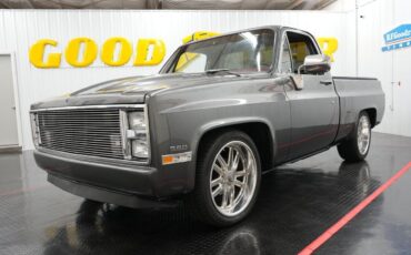 GMC-R1500-1987-Charcoal-Red-0-1