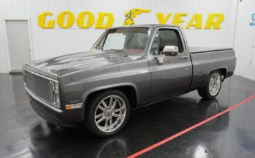 GMC-R1500-1987-Charcoal-Red-0-2