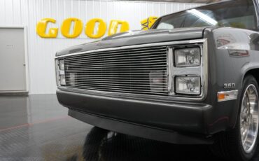 GMC-R1500-1987-Charcoal-Red-0-29