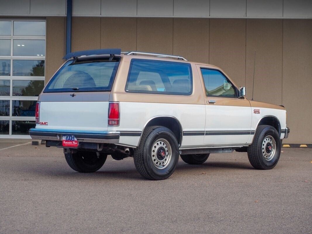 GMC-S-15-Jimmy-1986-Beige-Beige-191887-1