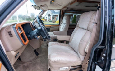 GMC-Safari-Van-1994-Black-Tan-78151-2