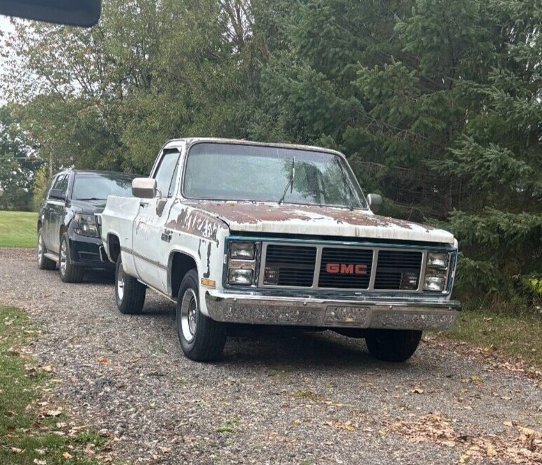 GMC-Sierra-1500-1985-White-96561-2