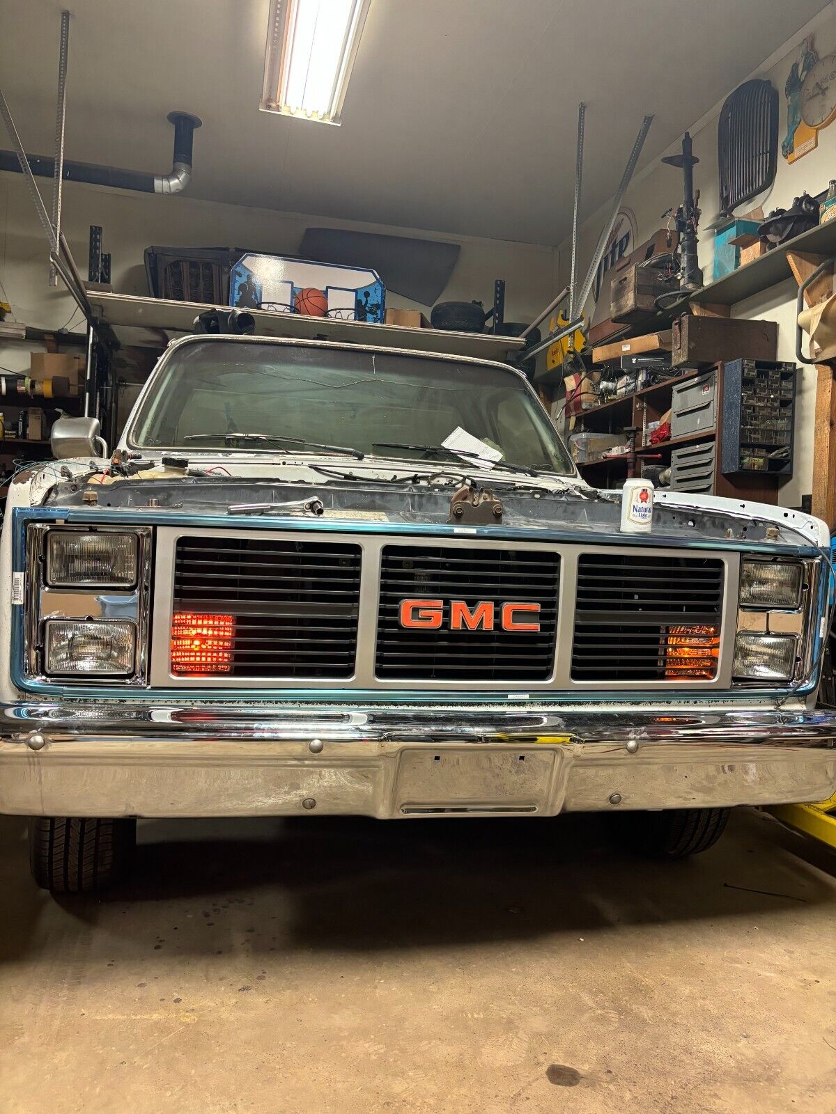 GMC-Sierra-1500-1985-White-96561-8