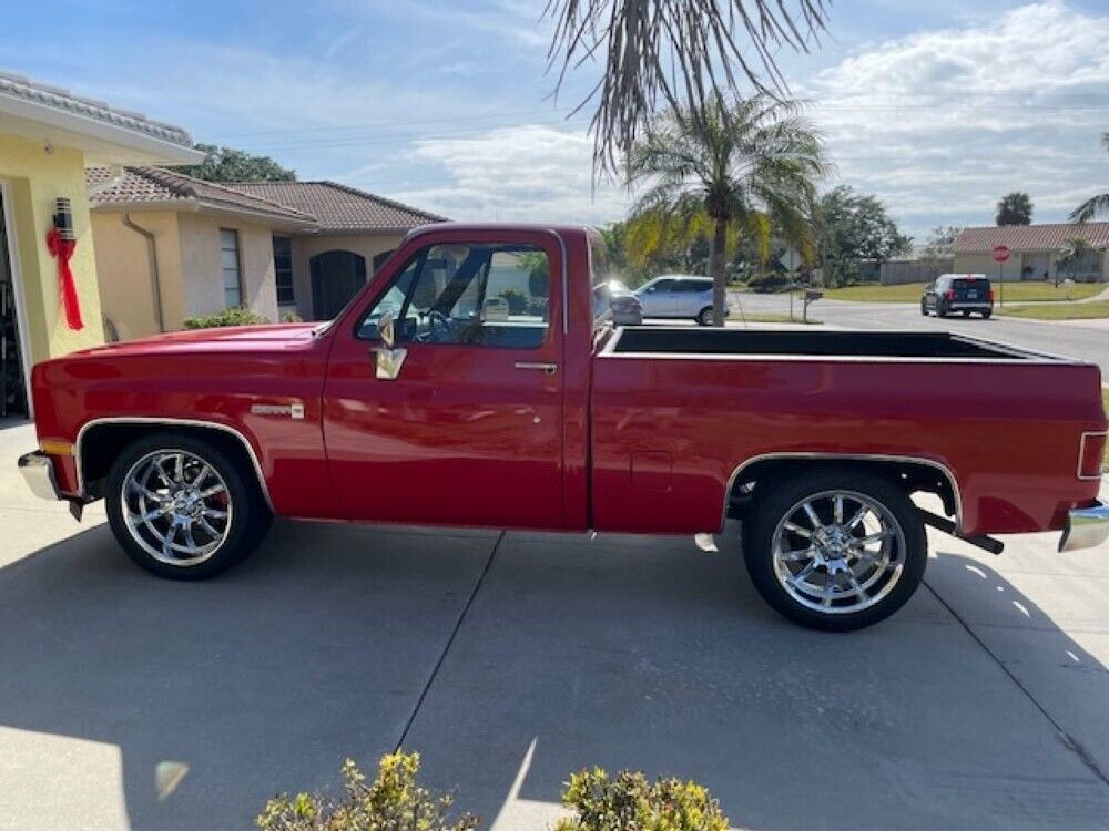 GMC-Sierra-1500-1987-Red-Black-4123-11