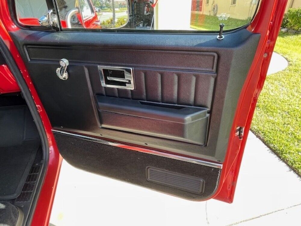 GMC-Sierra-1500-1987-Red-Black-4123-22