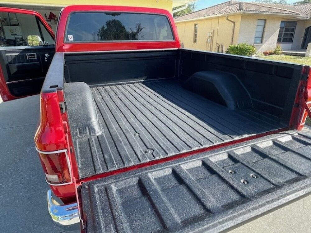 GMC-Sierra-1500-1987-Red-Black-4123-26