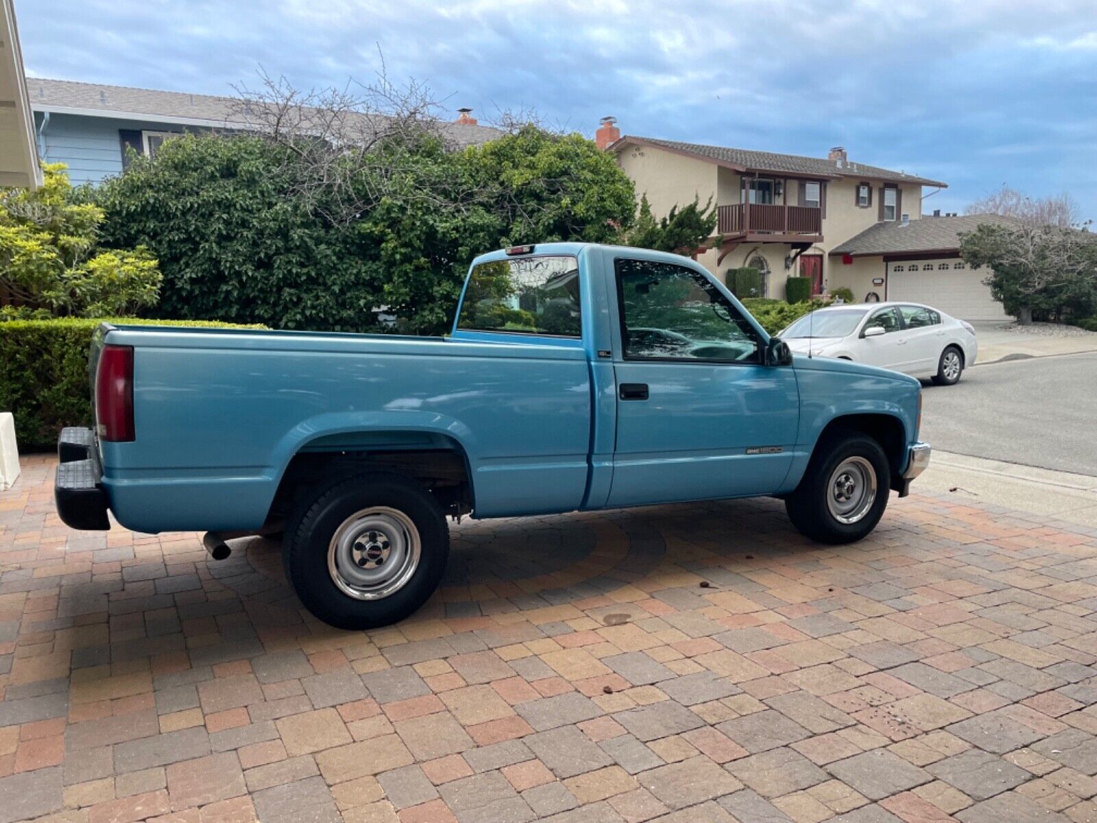 GMC-Sierra-1500-1995-Blue-208114-7