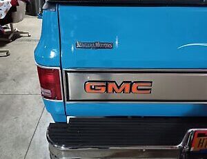 GMC-Sierra-1500-Pickup-1976-Blue-Blue-81993-2