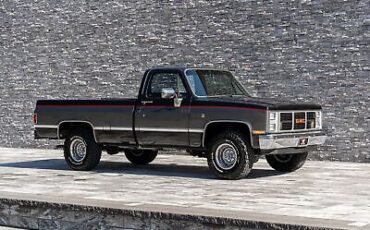 GMC-Sierra-1500-Pickup-1986-Silver-Black-83895-24