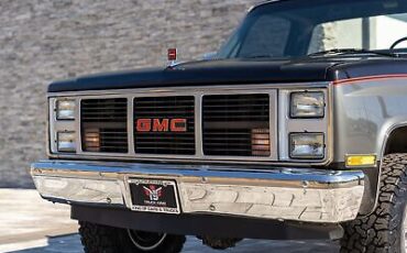 GMC-Sierra-1500-Pickup-1986-Silver-Black-83895-7