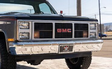 GMC-Sierra-1500-Pickup-1986-Silver-Black-83895-8