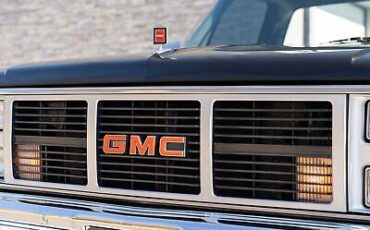 GMC-Sierra-1500-Pickup-1986-Silver-Black-83895-9