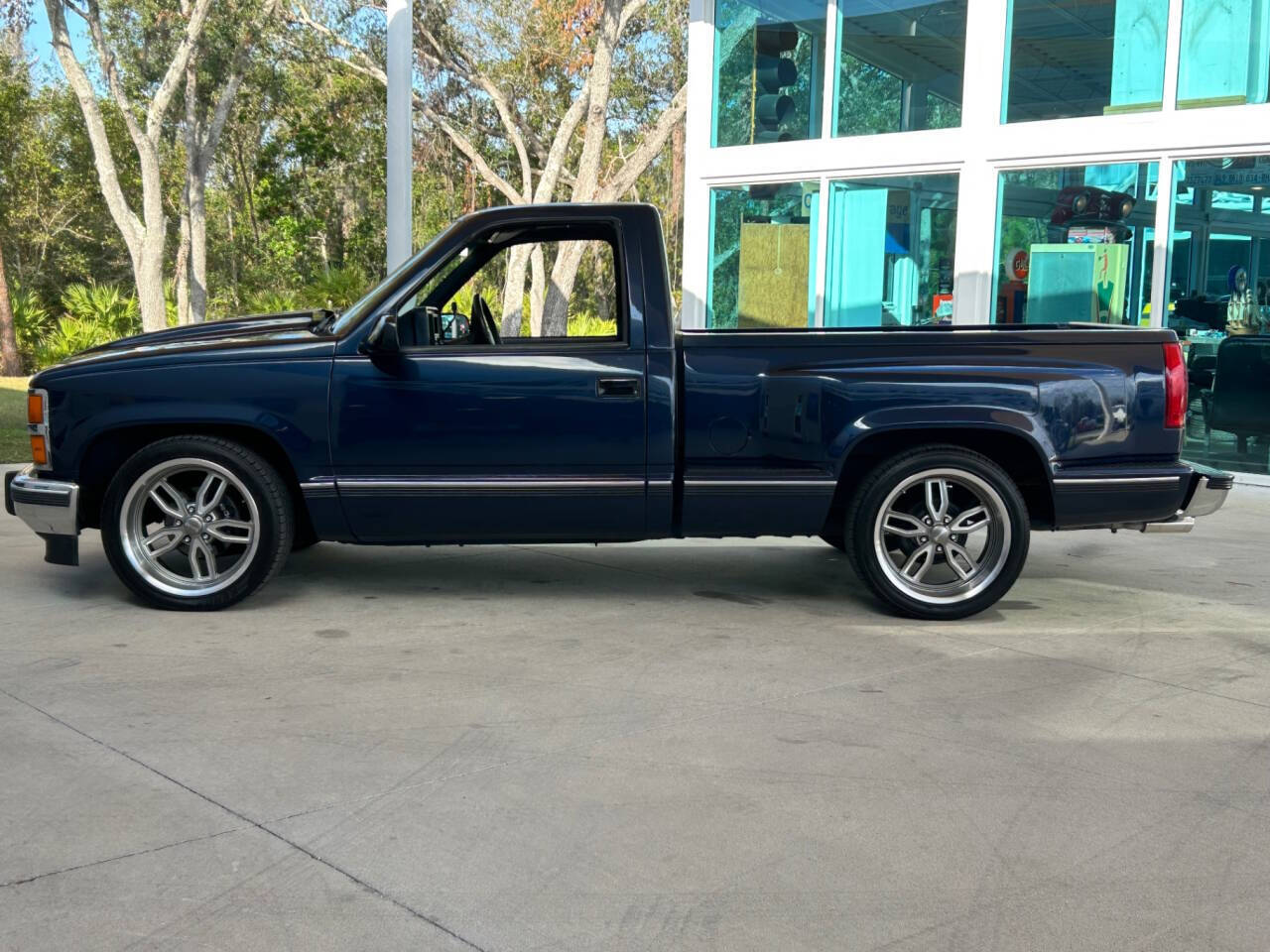 GMC-Sierra-1500-Pickup-1992-Blue-Blue-180913-8