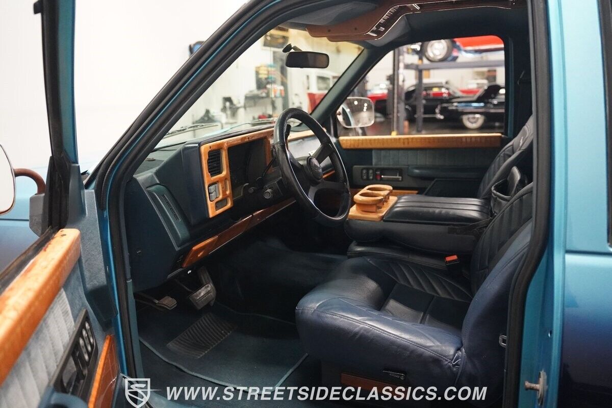 GMC-Sierra-1500-Pickup-1993-Blue-Blue-171580-4