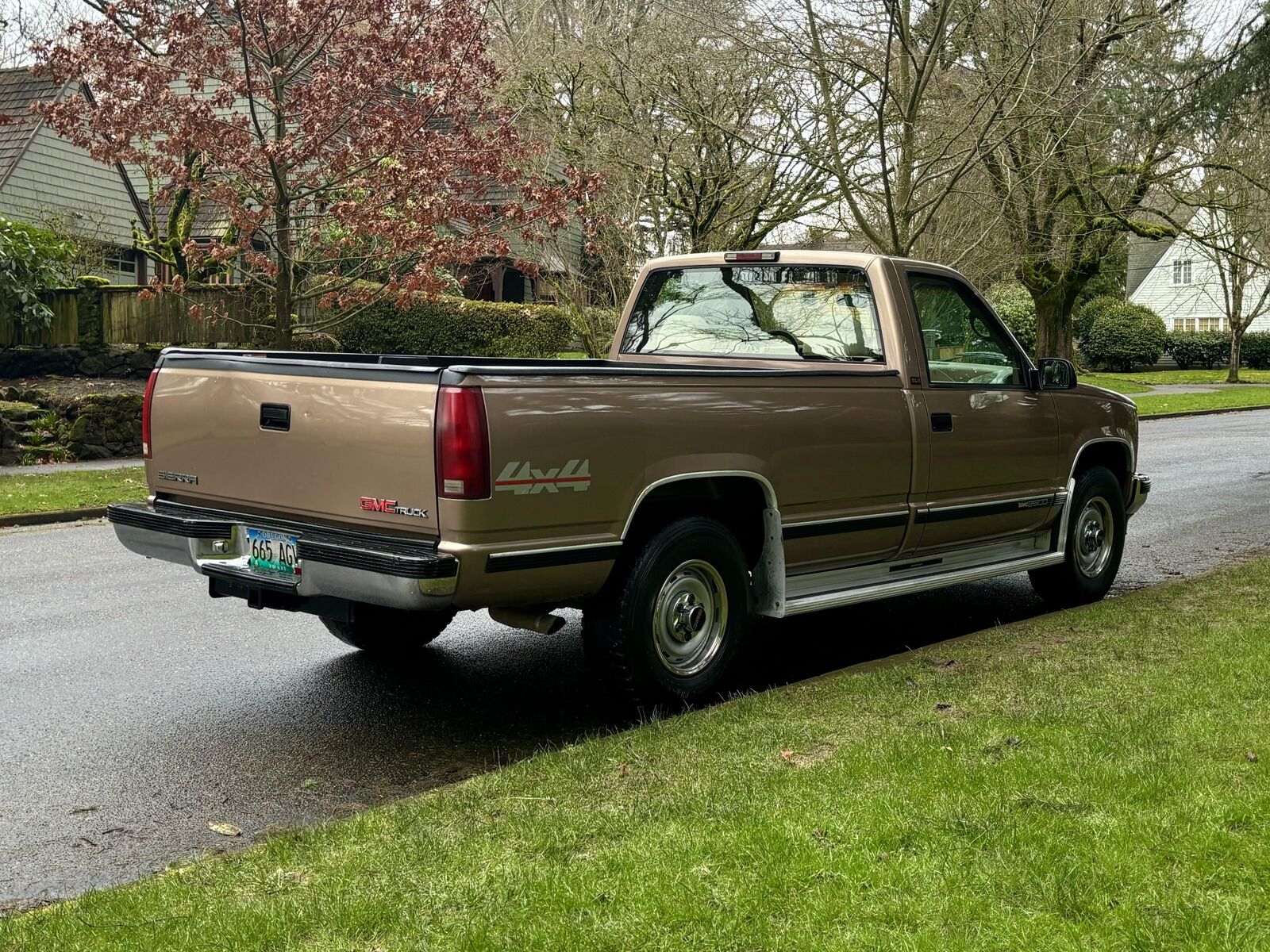 GMC-Sierra-2500-1995-Gold-Tan-280792-3