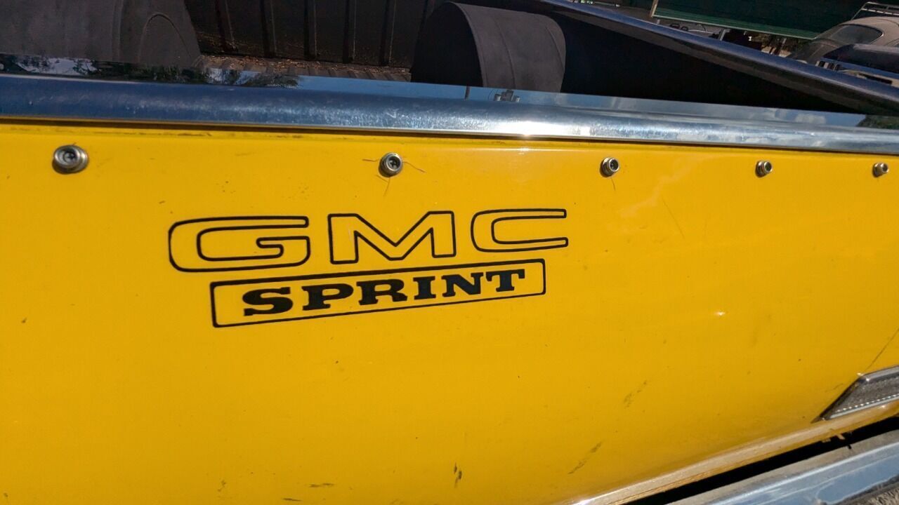 GMC-Sprint-Pickup-1972-Yellow-Black-93078-9