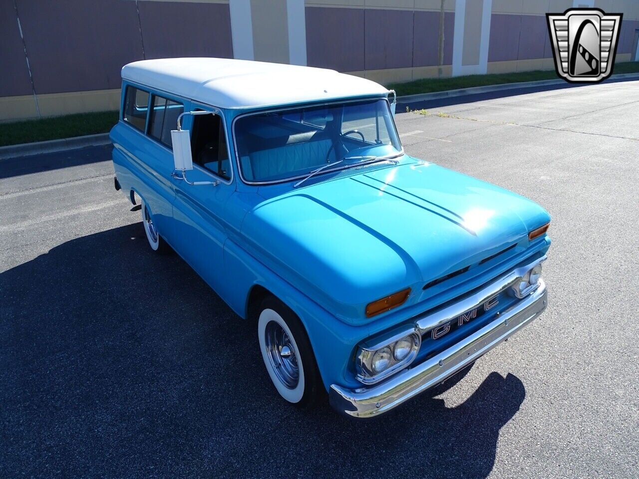 GMC-Suburban-Cabriolet-1966-TURQUOISE-Black-25943-8